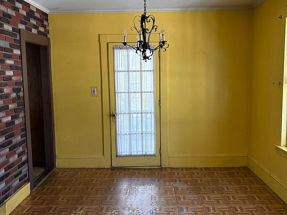 3rd image of 274 Ray Street