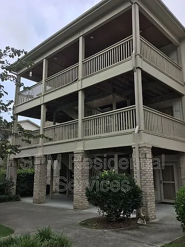 115 Covil Ave #204 Photo 1
