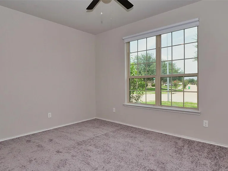 4427 Aversa Dr — Photo 9