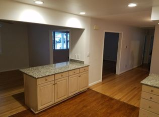 300 Sparrow Rd, Chesapeake, VA 23325