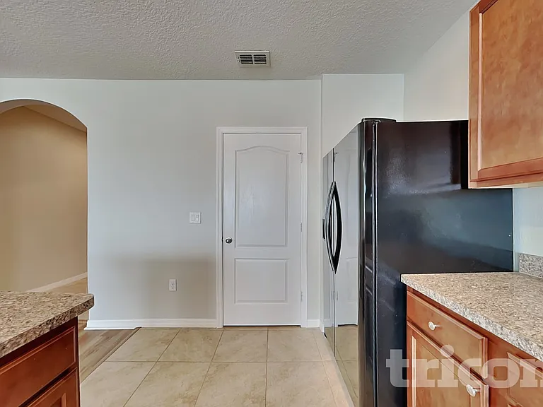 991 Summer Glen Dr — Photo 7
