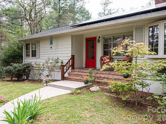 3rd image of 50 Rainbow Ridge Rd