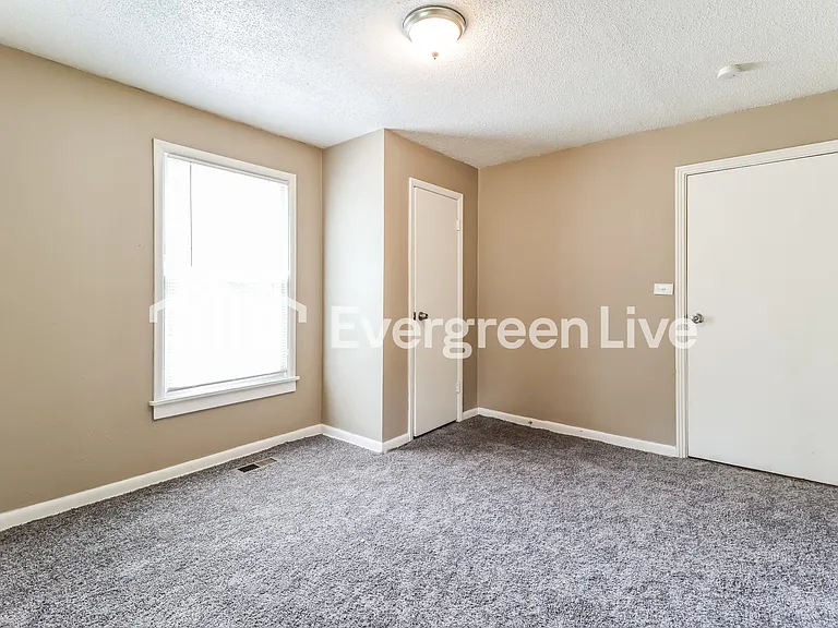 3500 Boyd St — Photo 10
