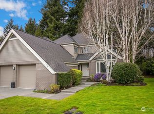 1800 Bellevue Way NE, Bellevue, WA