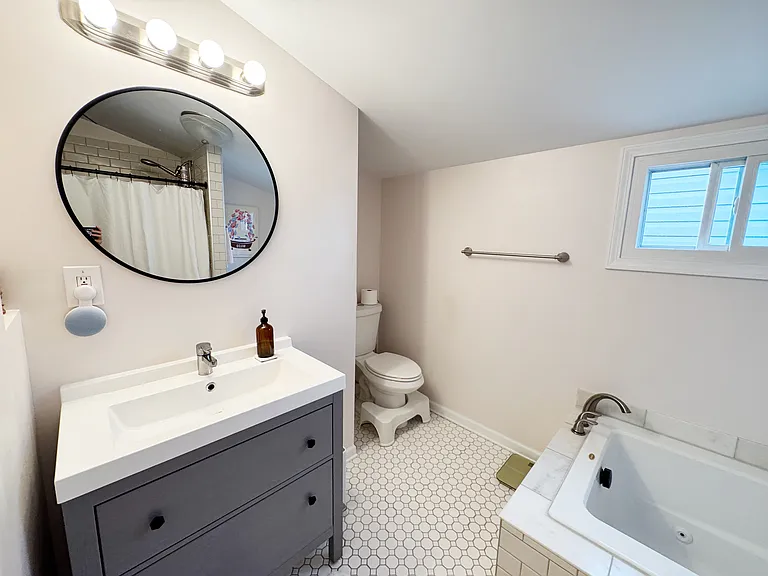 3027 N Central Park Ave #2 — Photo 9