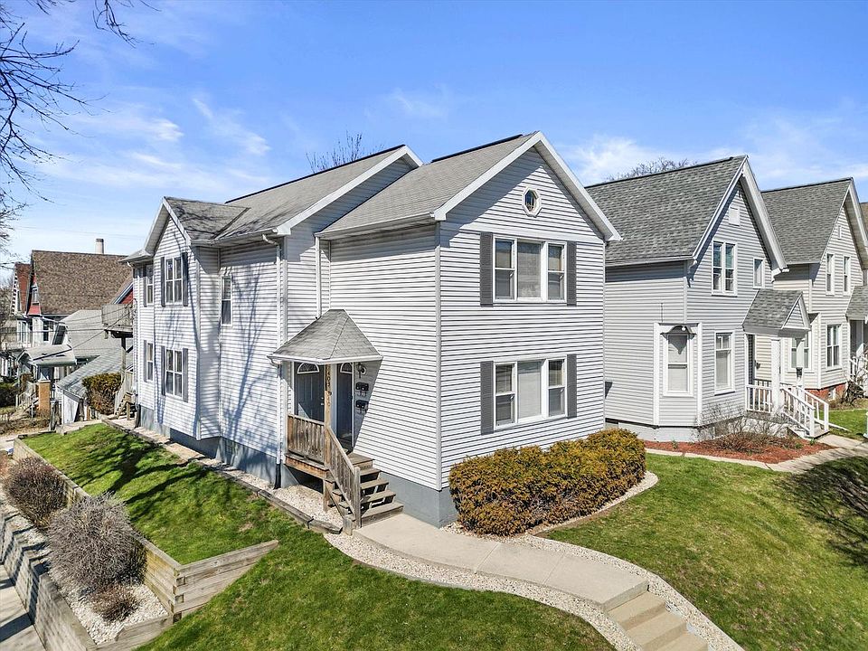 1st image of 2401 North Oakland AVENUE #2403