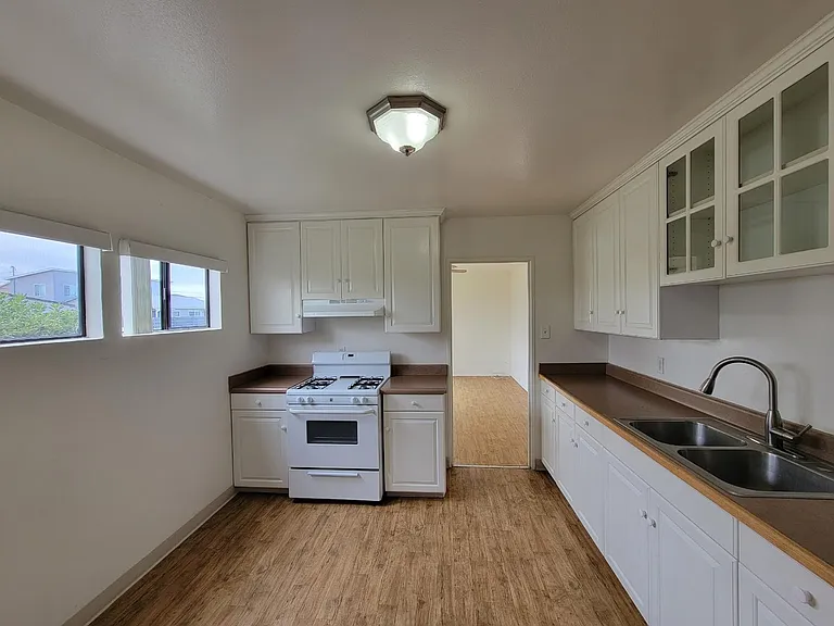 3292 Luna Ave — Photo 4