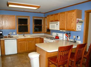 12930 N 2nd Ave, Lindstrom, MN 55045