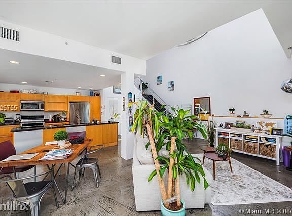 20180921210517802936000000-o