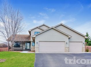 10527 61st Pl NE, Albertville, MN 55301