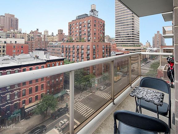 4th image of 200 E 89th St APT 6B