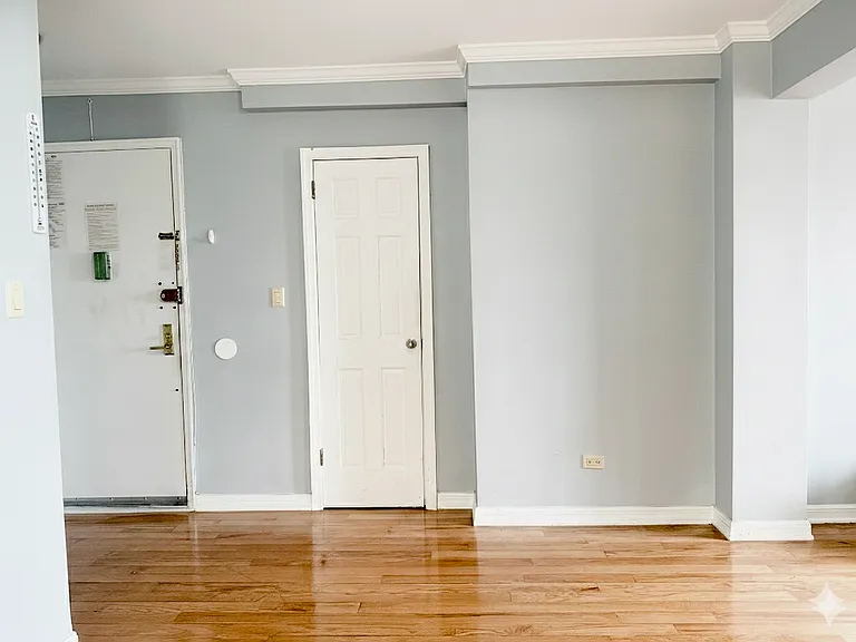51-25 Van Kleeck St #4C — Photo 11