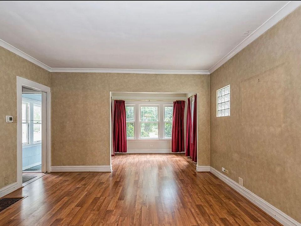 1st image of 7232 W Myrtle Ave