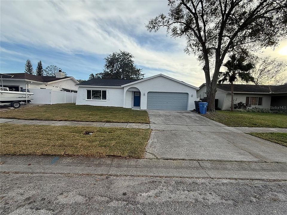 1st image of 4828 Cypress Tree Dr