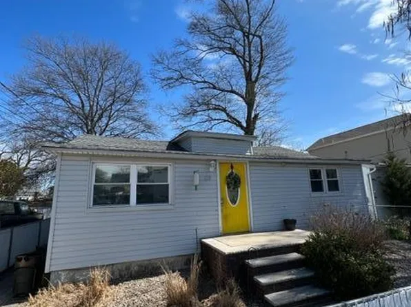 128 Twilight Avenue, Keansburg, NJ 07734