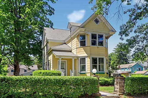 71 Grand St Photo 1