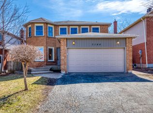 3184 Renton Rd, Burlington, ON L7M 2W8