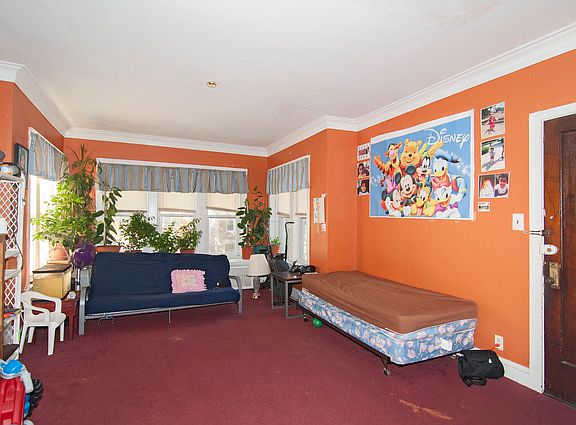 5th image of 6105 N Campbell Ave