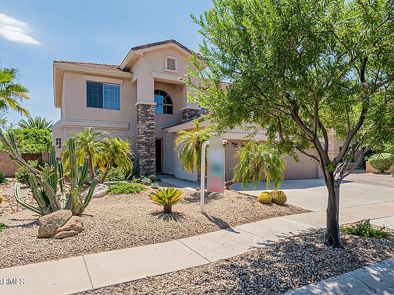 5th image of 2411 W Sagebrush Dr