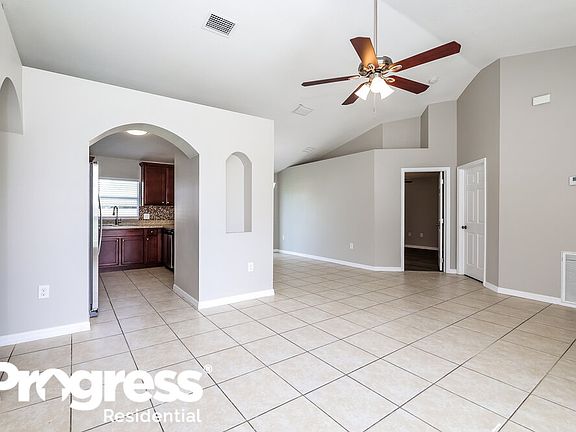 3rd image of 338 Chiquita Ct