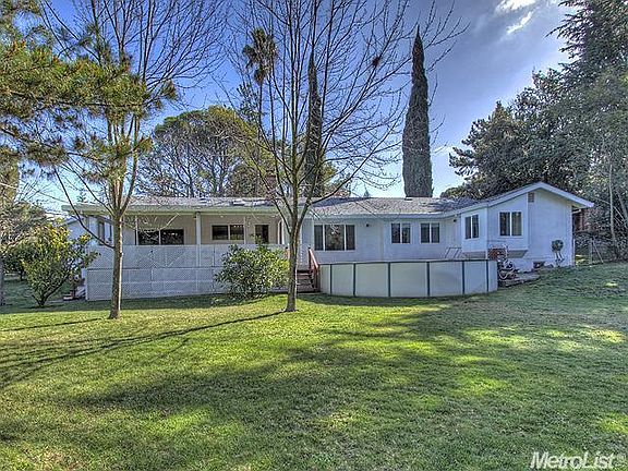 2nd image of 5710 Hoffman Ln