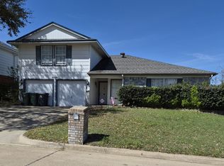 5524 Royal Meadow Ln, Arlington, TX 76017