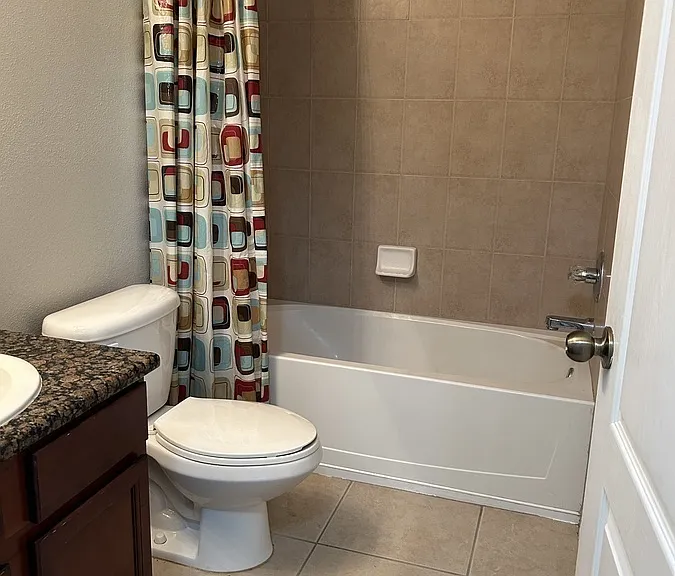12219 Fairlawn Dr — Photo 28