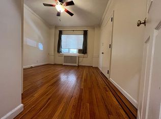 25-40 33rd St #2, Astoria, NY 11102