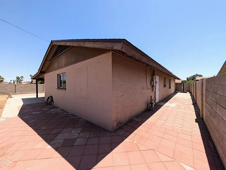 3848 W North Ln — Photo 10