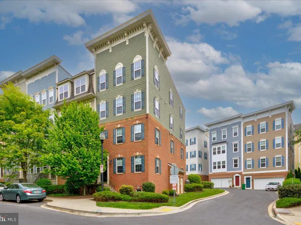 306 Park Ave #1, Gaithersburg, MD 20877