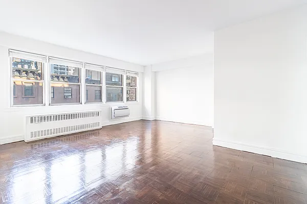 Rented by Compass | media 9