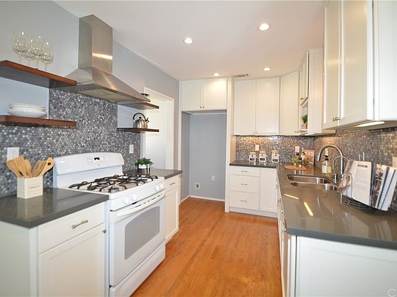 5th image of 1229 W 212th St
