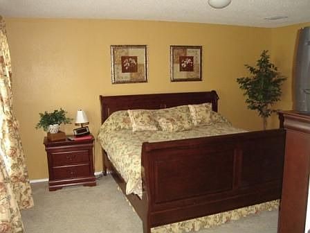 SPLIT BEDROOMS