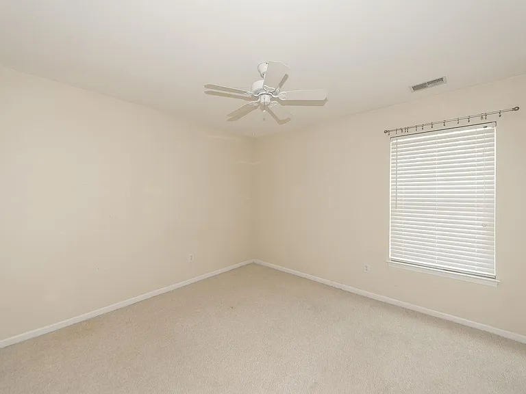 1005 Summerhaven Pl #F — Photo 14