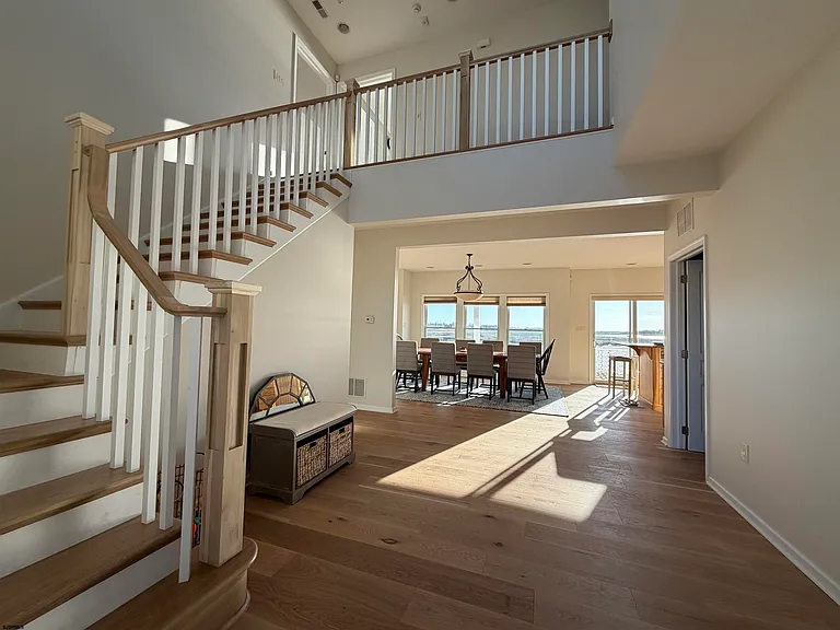 802 N Harvard Ave — Photo 10