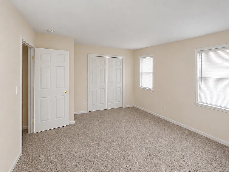 7 Willowbrook Ct — Photo 5