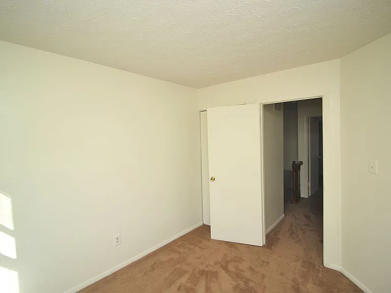 72 Stone Park Pl — Photo 18