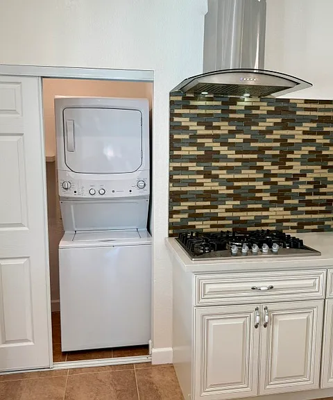 916 E Garfield Ave #1/2 — Photo 14