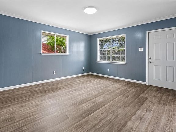 3rd image of 2812 Dolores Dr