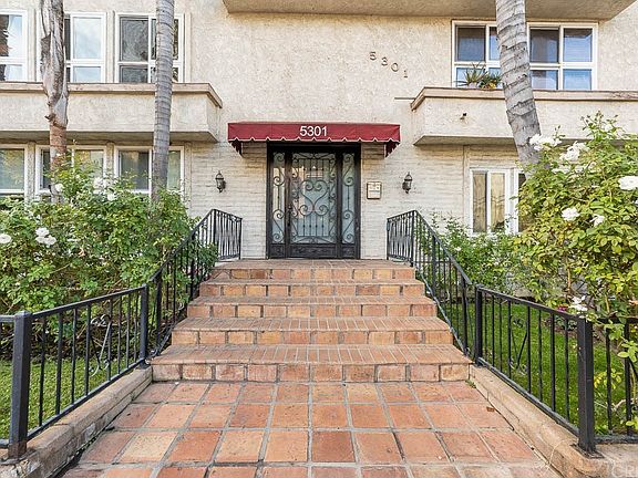 2nd image of 5301 Yarmouth Ave Unit 19