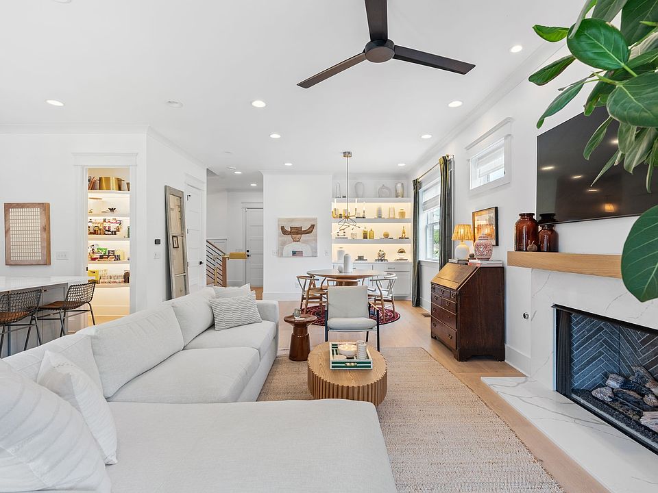 1st image of 452 Annex Ave