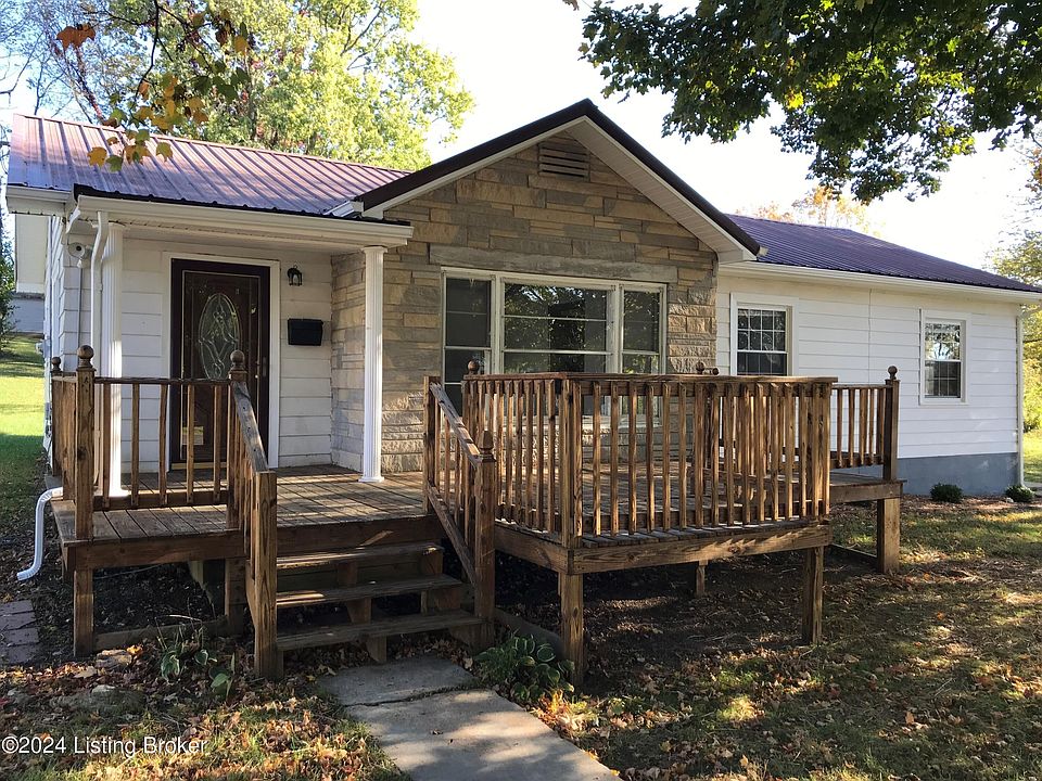 1st image of 122 Churchill Ave