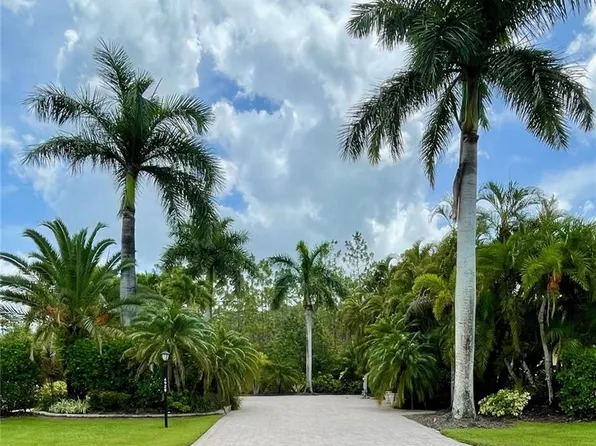 4928 Coach LN, NAPLES, FL 34114