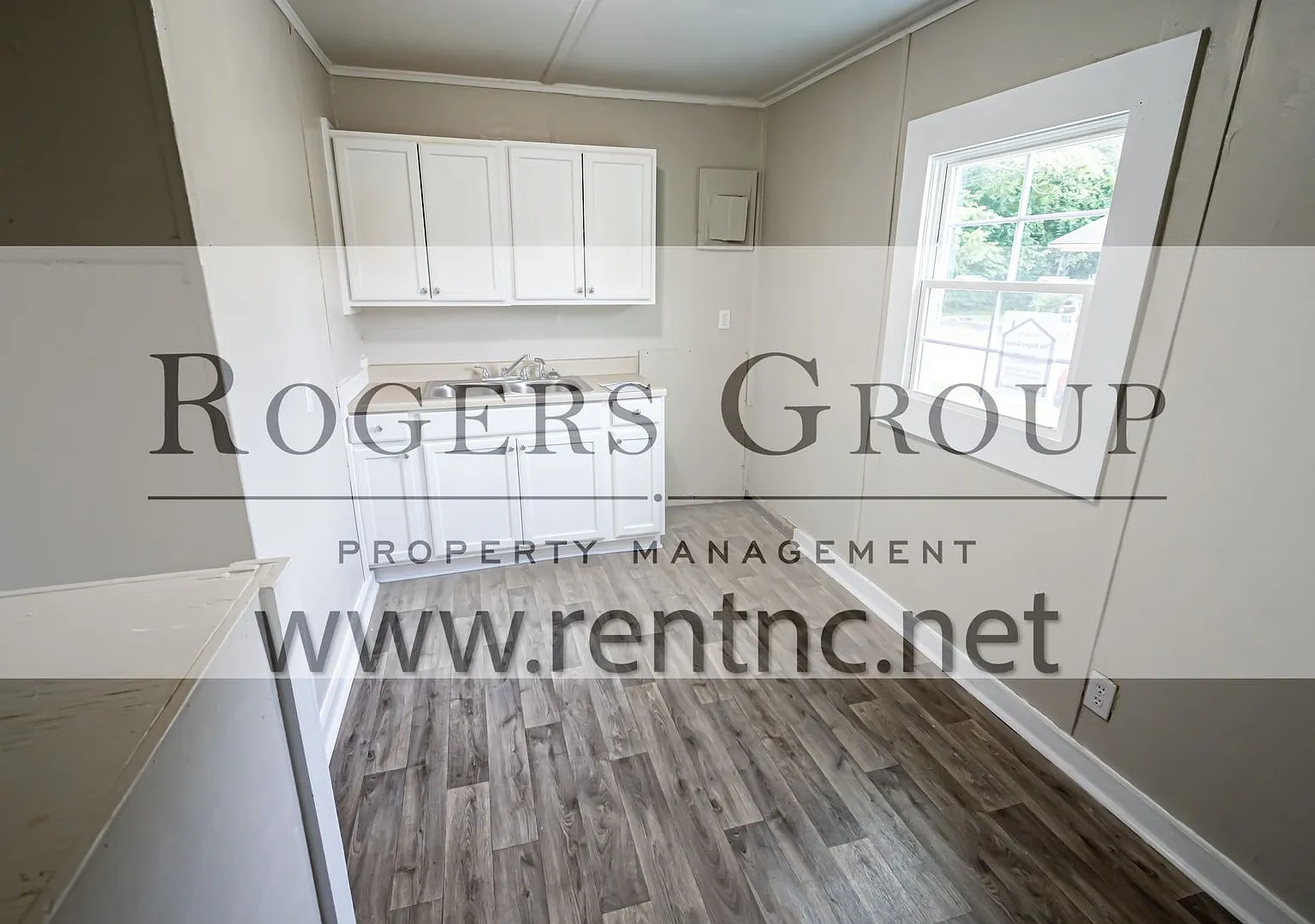 #391 - 403 Horner St Duplex — Photo 2