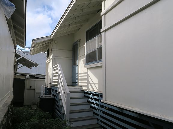 4th image of 2018A Pauoa Rd