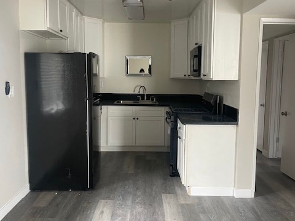1st image of 4375 Colfax Ave #28-4377