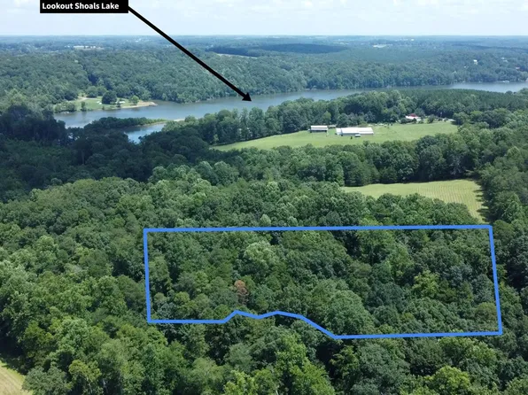 5188 Corban St, Claremont, NC 28610