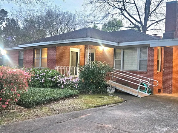 13 Brantwood Dr, Montgomery, AL 36109