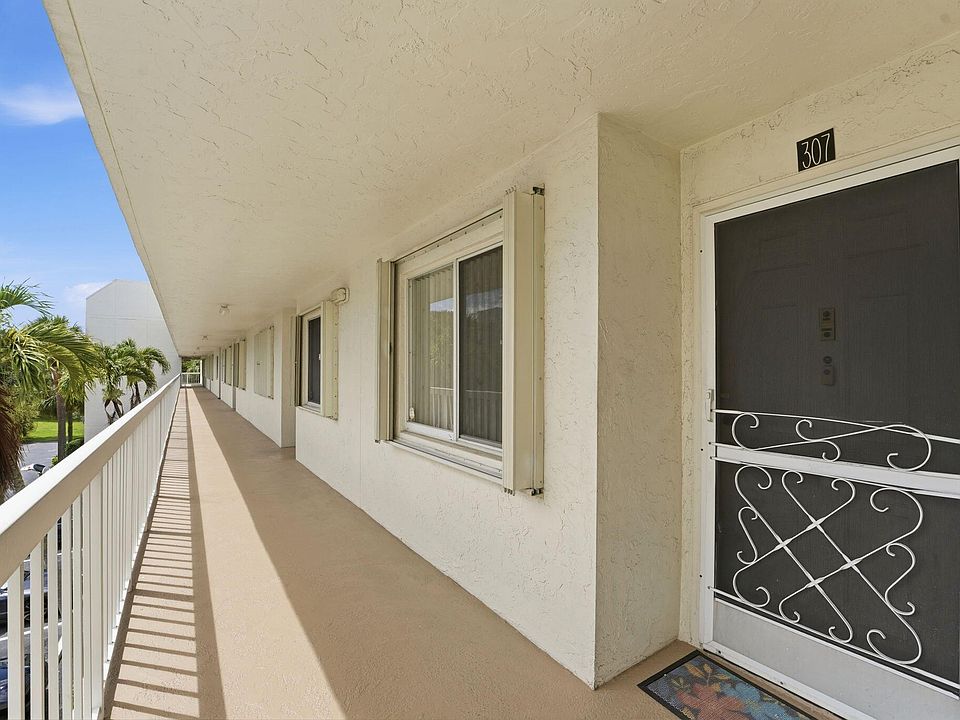 1st image of 3146 Via Poinciana #307