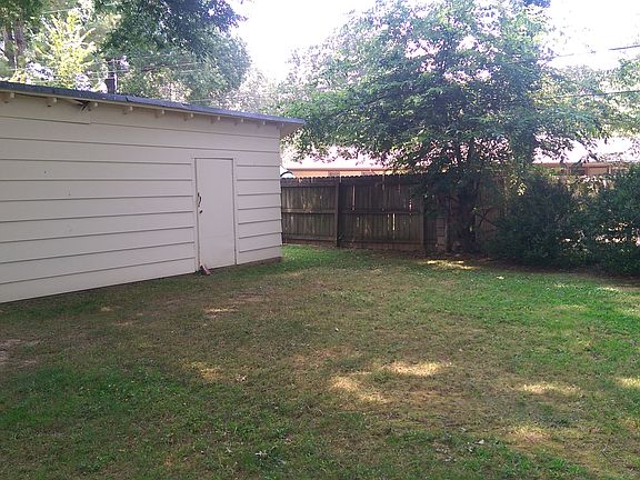 5th image of 4986 Warwick Ave